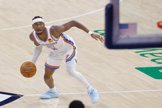 阿隆-维金斯：亚历山大是顶级终结者 他总能让我们处于赢球位置