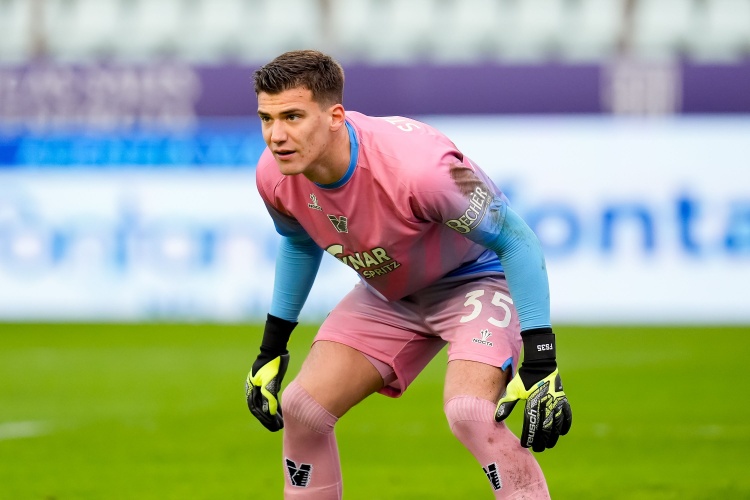 华体会体育-F-斯坦科维奇：在国米青训时我踢门将也踢前锋 父亲给予了我榜样