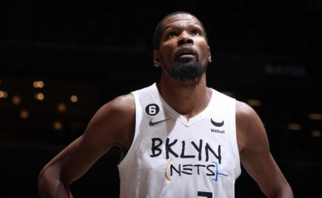 HTH sports-杜兰特力赞詹姆斯得分成就 表示自己无意追逐纪录